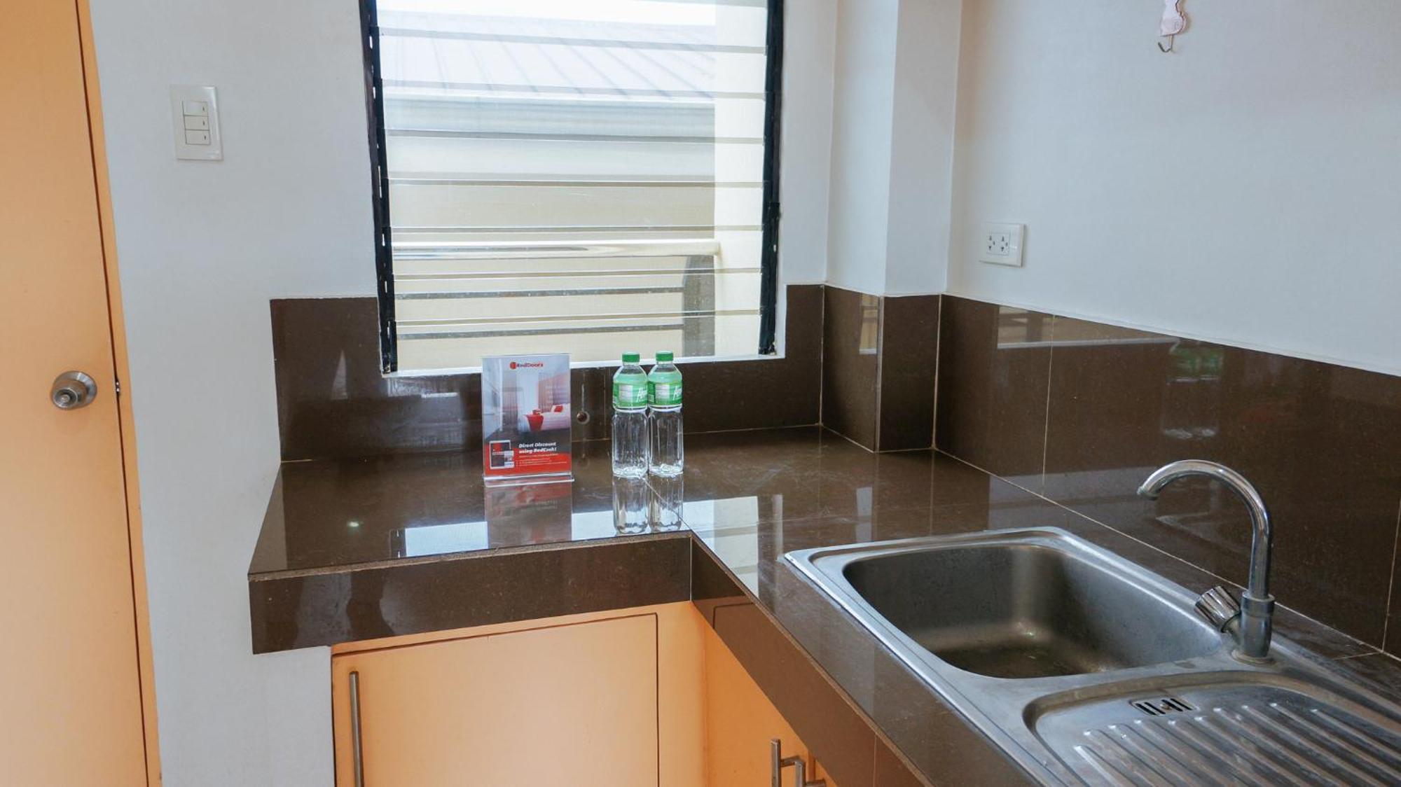 Reddoorz Plus Near Talisay Town Center Luaran gambar